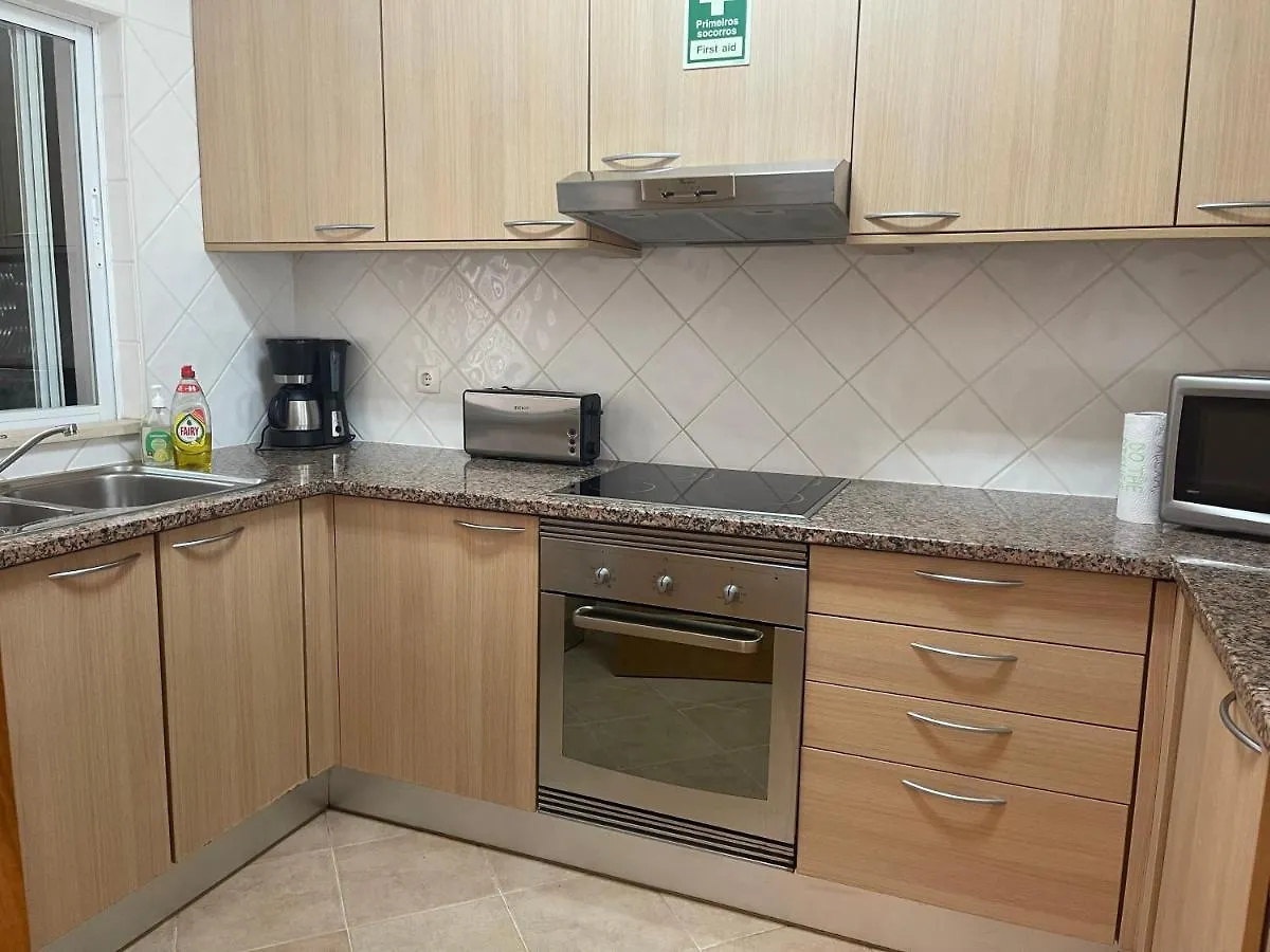 Lovely 2 Bedroom Home Inside A Resort In Albufeira Holiday home